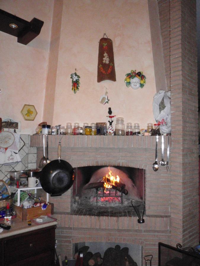 Paoline'S Suite In Villa Fiumicino Exterior photo
